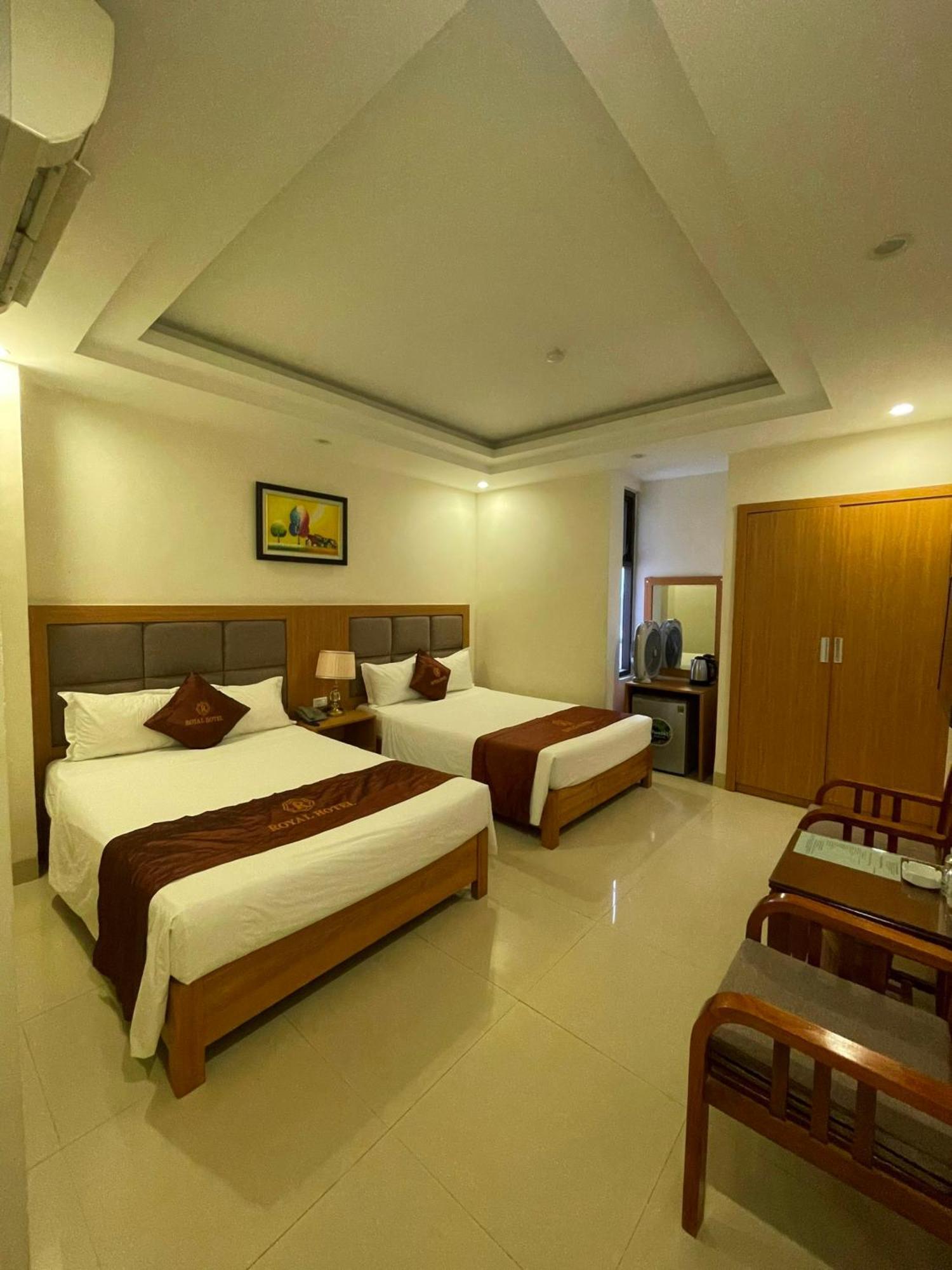 Royal Hotel ซำเซิน ภายนอก รูปภาพ