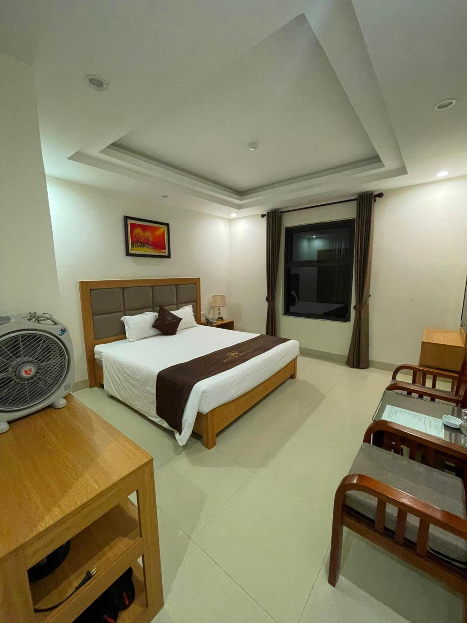 Royal Hotel ซำเซิน ภายนอก รูปภาพ