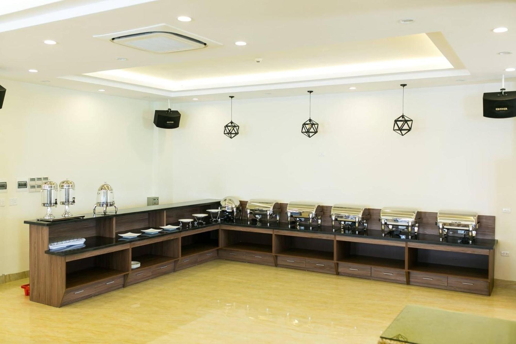 Royal Hotel ซำเซิน ภายนอก รูปภาพ