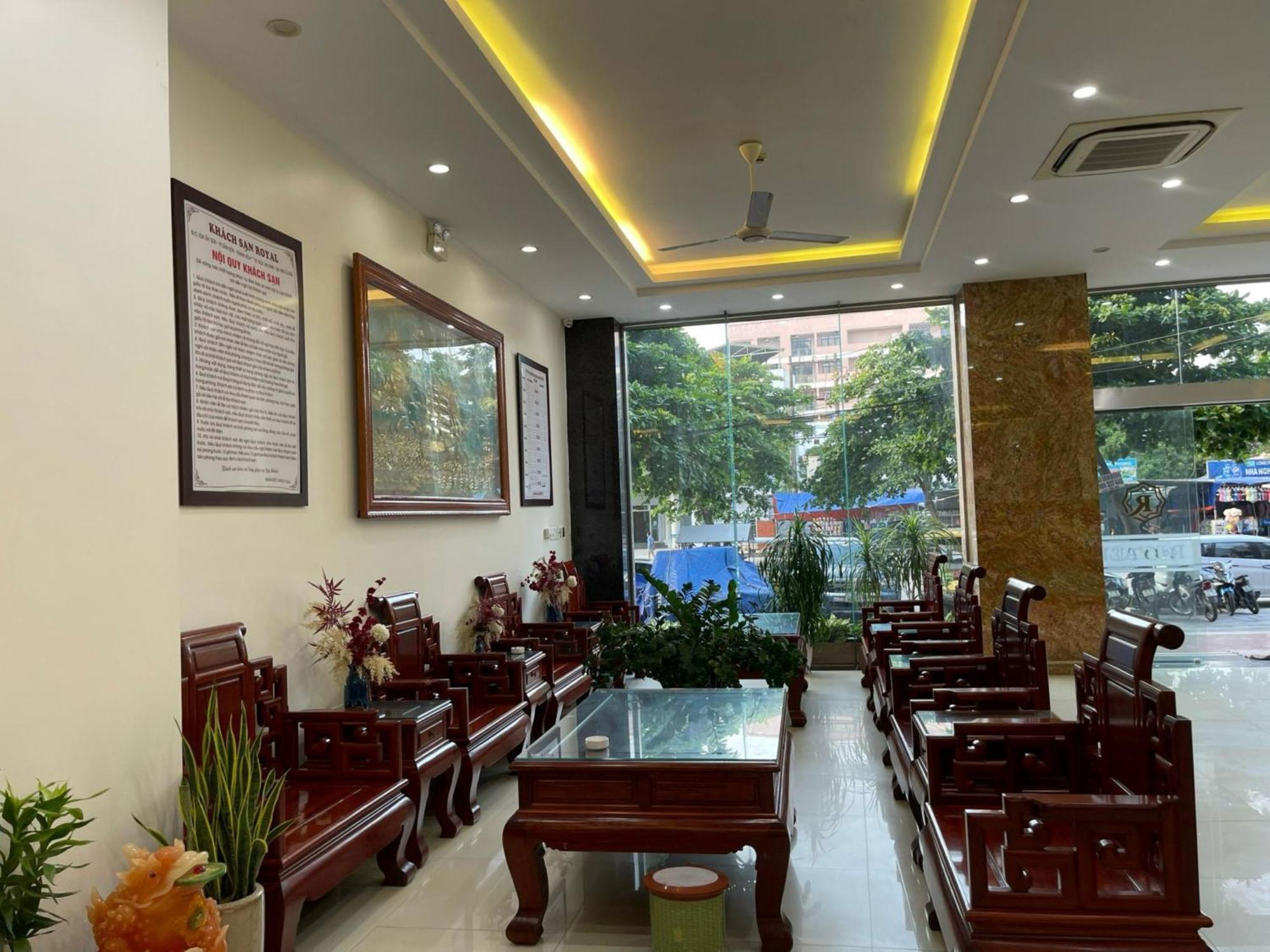 Royal Hotel ซำเซิน ภายนอก รูปภาพ
