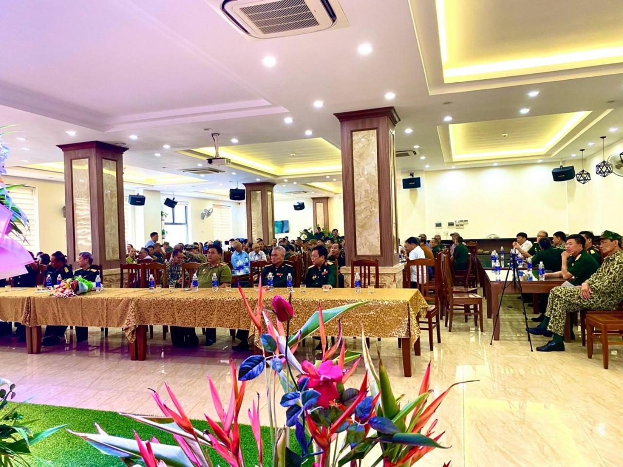 Royal Hotel ซำเซิน ภายนอก รูปภาพ