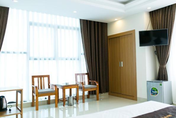 Royal Hotel ซำเซิน ภายนอก รูปภาพ